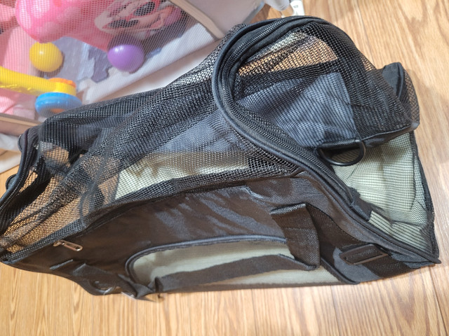 EVELTEK Soft Side Pet Carrier Travel Bag in Accessories in Edmonton - Image 2
