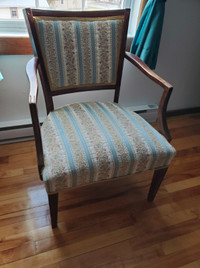Chaise antique en bois - fauteuil - meuble vintage