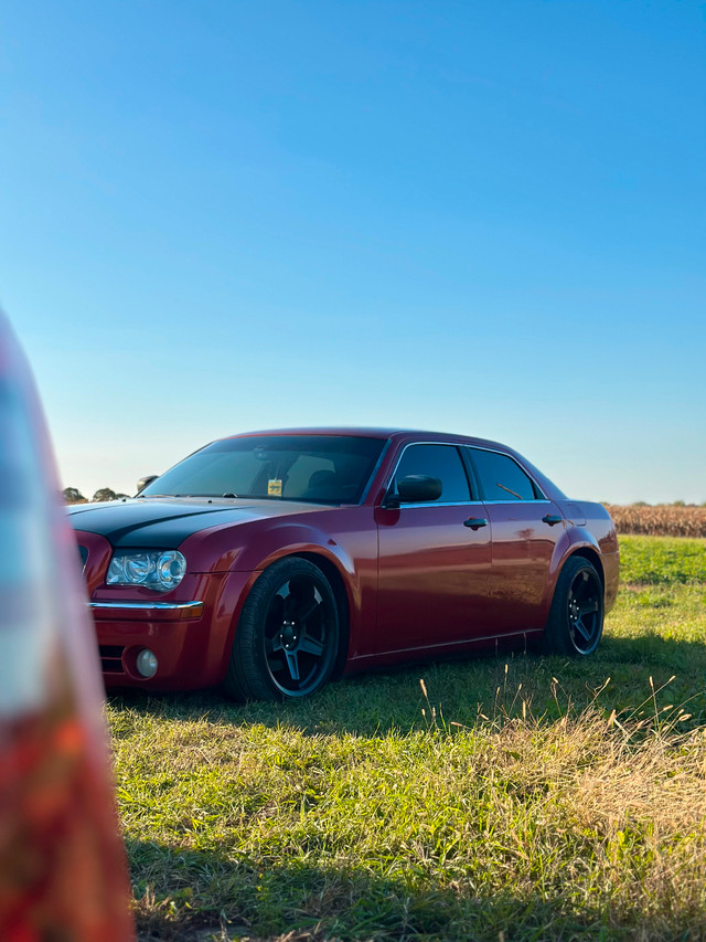Chrysler 300 in Cars & Trucks in Mississauga / Peel Region