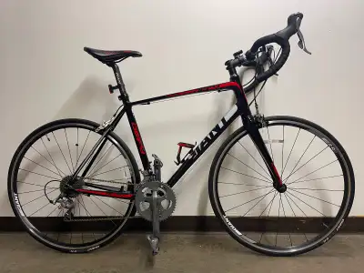 Vélo Route Giant Defy2 Road Bike Carbon Aluminium Shimano Tiagra, View more