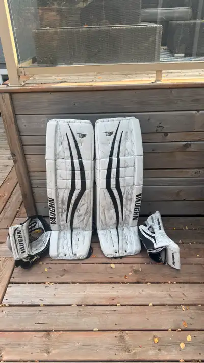 Vaughn V7 Goalie Set , View more