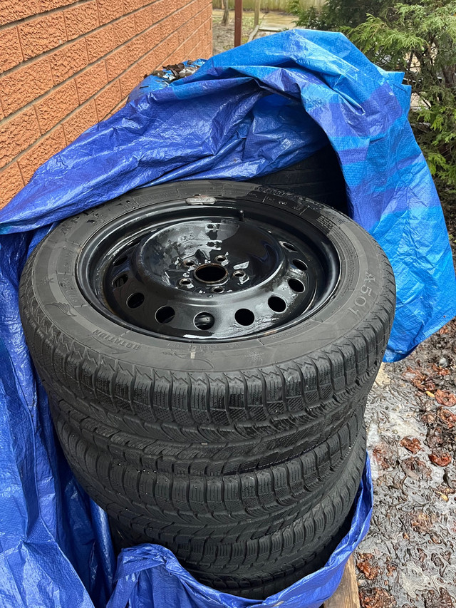 Winter tires, Corolla r16 in Tires & Rims in Kitchener / Waterloo
