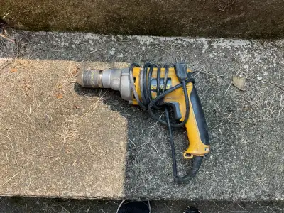 Perceuse Dewalt, View more