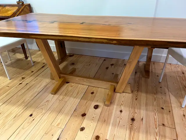 Dining Table Solid Walnut in Dining Tables & Sets in Peterborough - Image 4