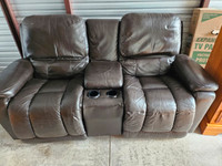 Recliner - Two Seats - Leather
