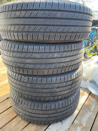 4 pneus d'été 235 / 60 R18 Yokohama Geolander CV G058