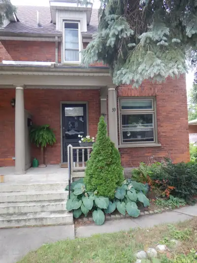 Apartment for Rent in Waterloo