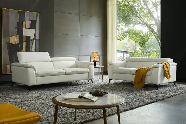 Genuine Top Grain Leather Sofa With Adjustable Headrests in Couches & Futons in Vancouver - Image 4