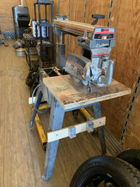 Craftsman 10” Radial professional Saw with Stand