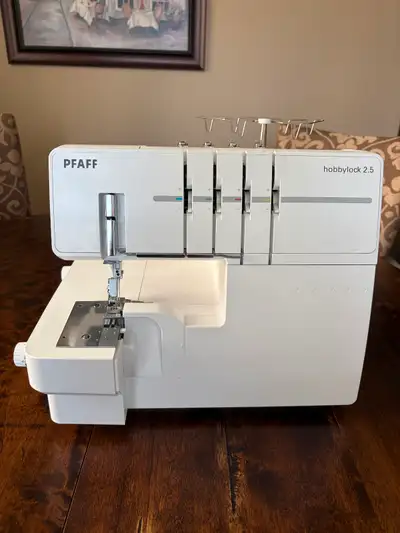Pfaff Serger - Hobbylock 2.5, View more