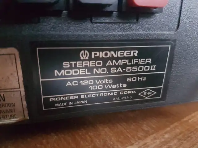 Pioneer SA-5500 II Vintage Stereo Integrated Amplifier for sale in Stereo Systems & Home Theatre in Markham / York Region - Image 9