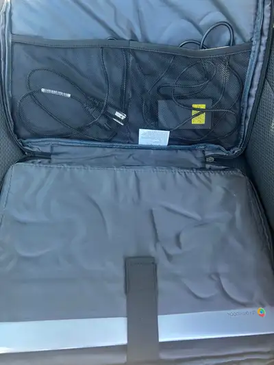 In great condition only used it for a few weeks for school