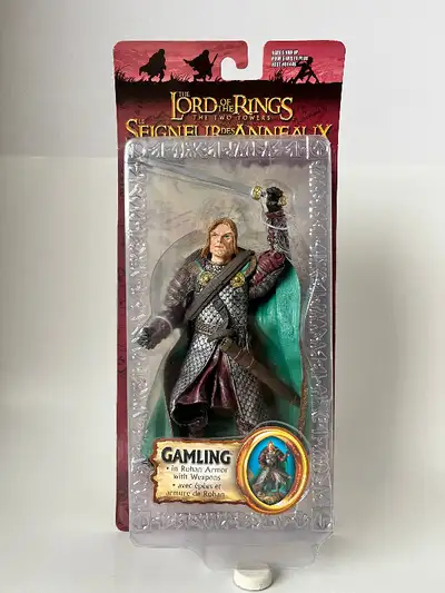 The Lord of the Rings: The Two Towers GAMLING in Rohan Armor action figure. New in package. Pick up...