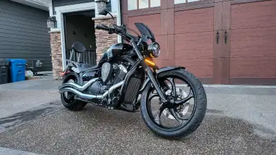 Seller's description Selling my 2013 Yamaha Stryker to make room in the garage. The Stryker comes wi...