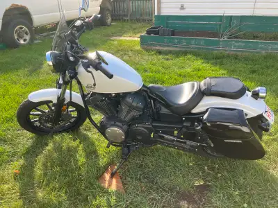 2014 Yamaha bolt 950 Very good condition 6500 km Koso - speedometer / Instrument cluster Windshield...