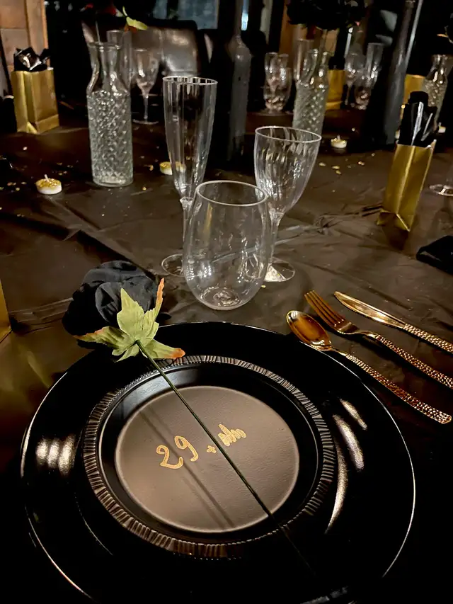 Event decoration62863236332801122