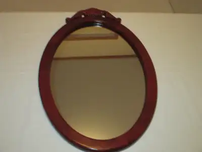 MIROIR DE FORME OVALE, View more