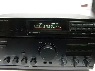 ONKYO A-8170, Integrated Stereo Amplifier with Tuner & Manual, View more