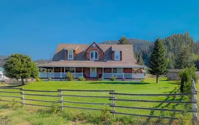For more information & Photos go to PROPERTYGUYS and enter ID #353553 Looking for the perfect “ING”...
