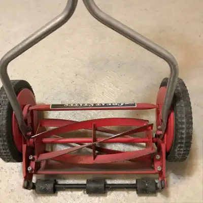 Manual push lawnmower, View more