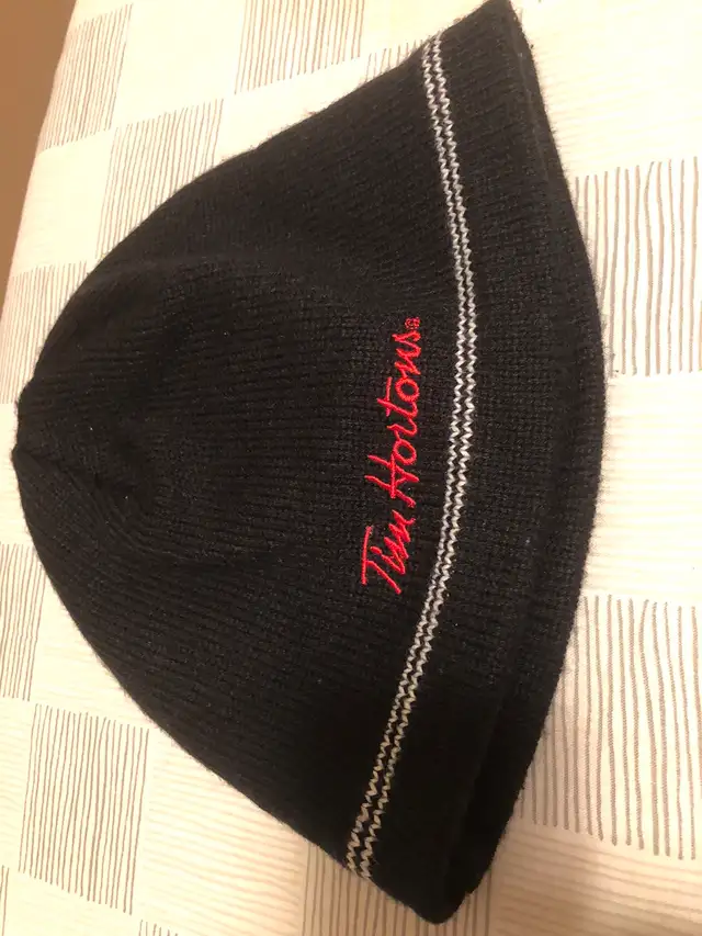 Tim Hortons  Mens Wool winter jacket in Black plus toque & scarf in Men's in Chatham-Kent - Image 2