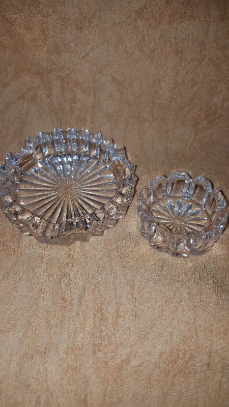 Lead crystal ashtray and salt holder in Arts & Collectibles in Mississauga / Peel Region