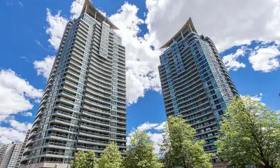 Private room available at 1 Elm Dr W – one of the best locations in Mississauga starting from 1st Ma...