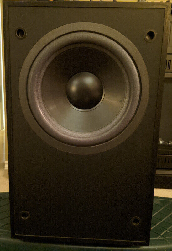 Sound Dynamics "RTS-800" Subwoofer in Speakers in Winnipeg - Image 2
