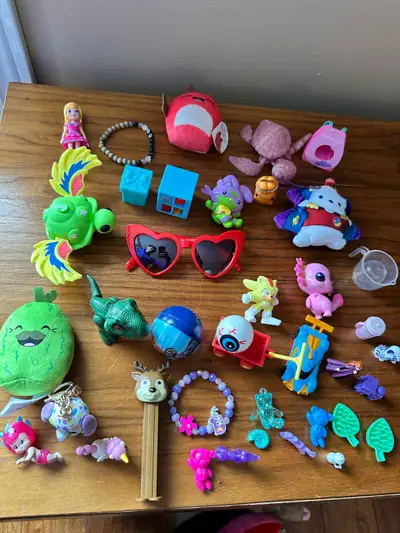 Small Toys and figures - $10 for all. See other ads. Pick up in River Heights.