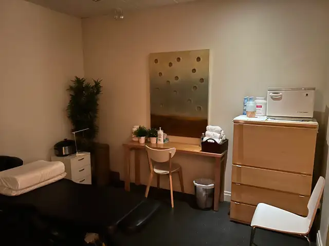 Treatment Rooms for Rent (NORTH YORK) in Commercial & Office Space for Rent in City of Toronto - Image 8