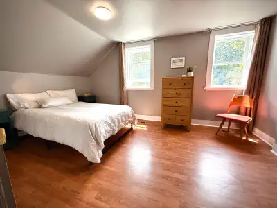 Large room for rent, Carleton Place.