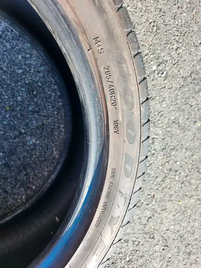 Very good condition Tires, used 1 season. Too Big for my new car so need to gone as soon as possible...
