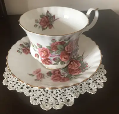 Royal Albert “Centennial Rose“ tea cup with saucer, View more