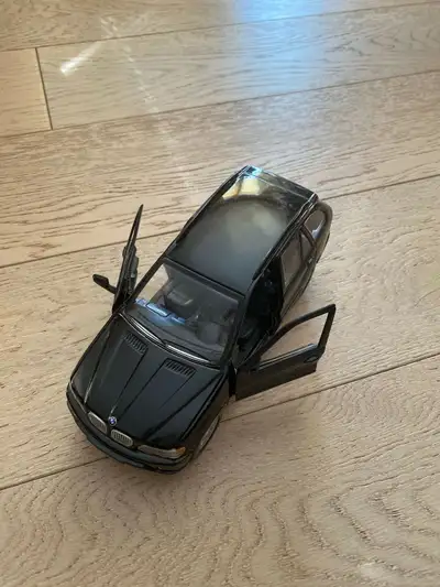 BMW X5 DIE-CAST FULL MODEL BLACK 2005, View more