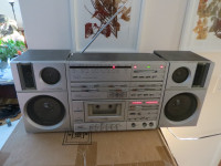VINTAGE (3) PC SEARS (RISING) BOOMBOX