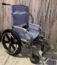 Retired 2000 American Girl Doll Wheel Chair Accessory 