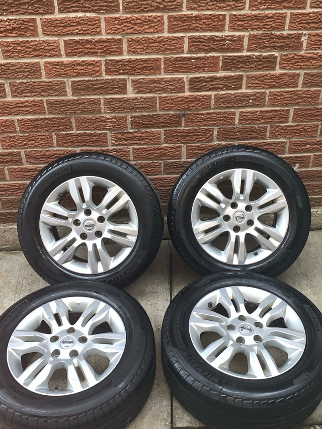 Nissan Altima rims in Tires & Rims in Oakville / Halton Region