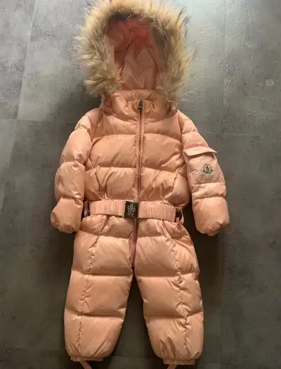 Manteau Moncler 2T, View more