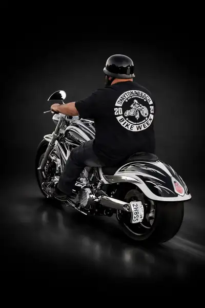 2009 Victory Ness Jackpot – Anniversary Edition Turn heads with this stunning custom cruiser, finish...