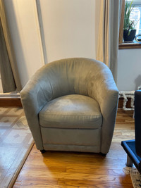 Natuzzi Lounge Chair Green