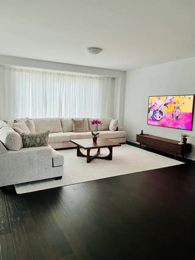Furnished room with private bathroom for rent