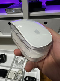 Apple Magic Mouse (1st Gen) - White