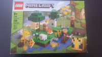 Lego Minecraft The Bee Farm (21165) Retired, 2 Minis