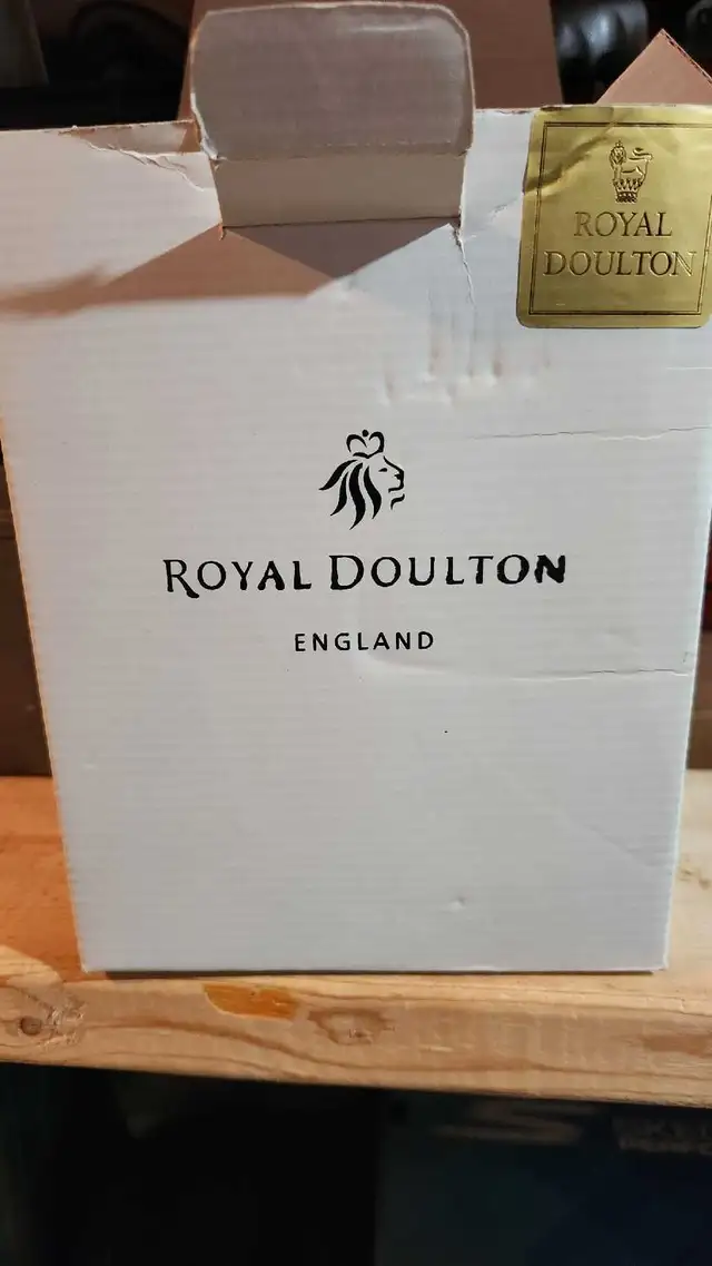 Royal Doulton wine glasses $250 in Kitchen & Dining Wares in Hamilton - Image 6