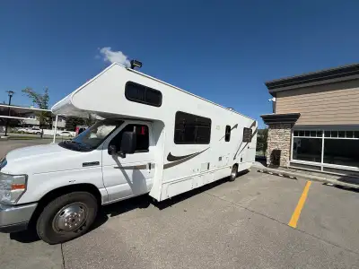 Ford Majestic 2017  **Financing&nbsp;Available***, View more