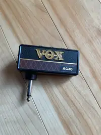 Petit amplificateur Vox Amplug AC30