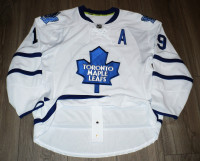 Maple Leafs Lupul Reebok Authentic Edge 7231A Jersey Size 56