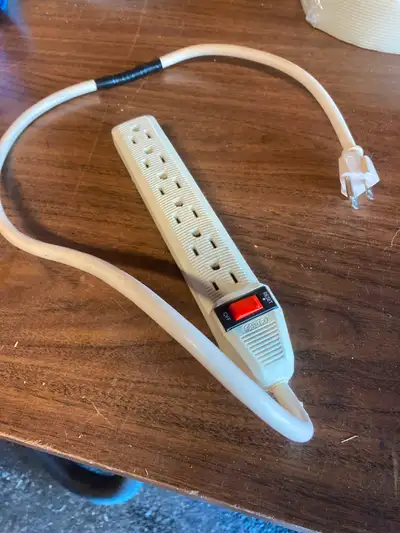 6 outlet power bar, View more
