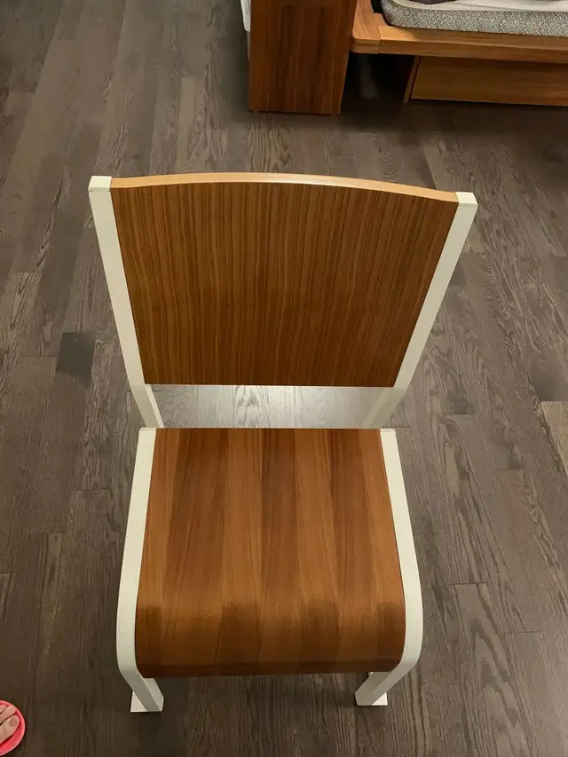 Pair of Mid Century Modern Solid Wood Chairs in Dining Tables & Sets in City of Toronto - Image 5