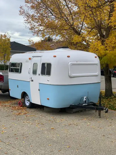 1977 Boler Trailer – Rare Furnace + Hot Water Combo | Bathroom | Ready to Camp Selling our classic 1...